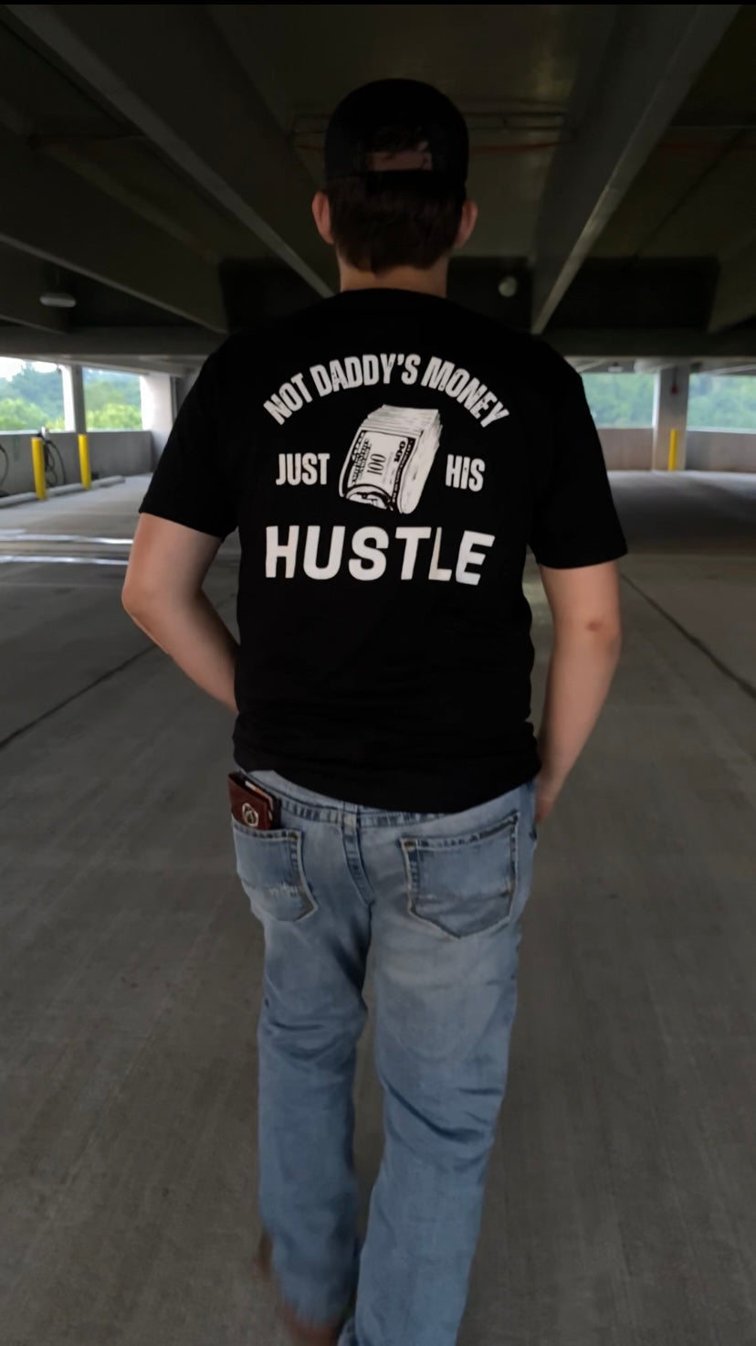 Not daddy’s money black tee
