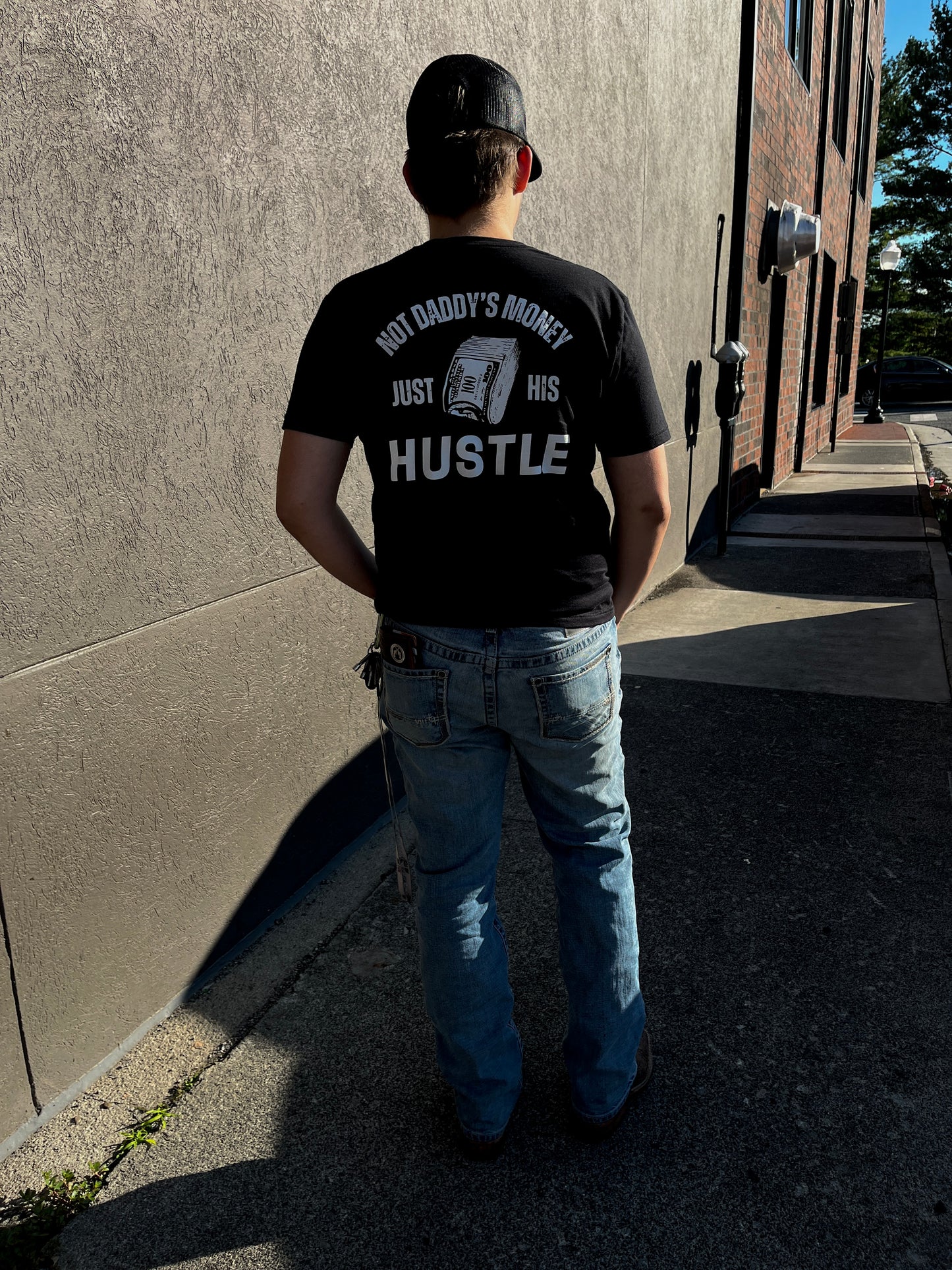 Not daddy’s money black tee